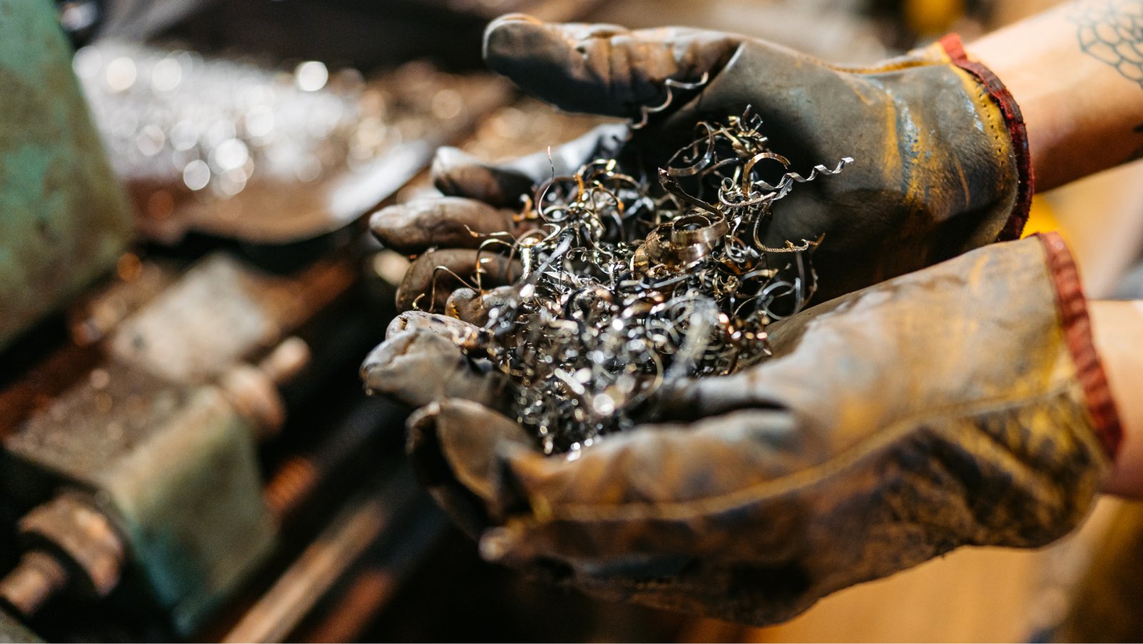 Worker in a manufacturing environment who needs to use task-specific cleaning practices to help reduce scrap, rework, and contamination risks