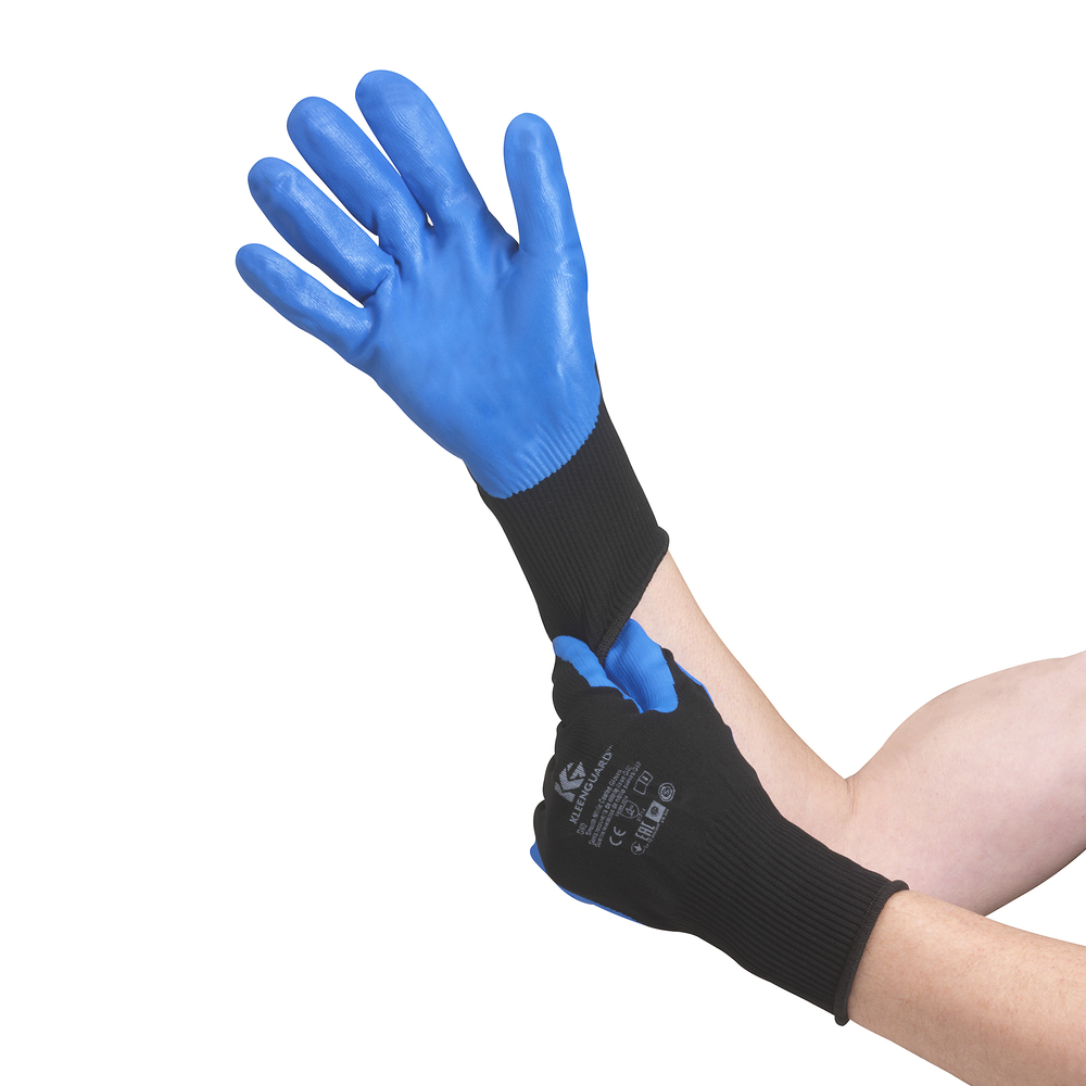 Gants de forme anatomique KleenGuard® G40 Nitrile lisse 13833 - Bleu, taille 7, 5 x 12 paires (120 gants) - 13833