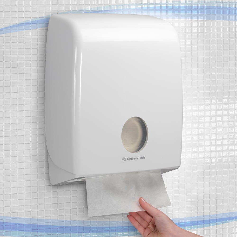 Distributeur d'essuie-mains pliés en C Aquarius™ 6954 - Blanc - 1 x 1 distributeur - 6954