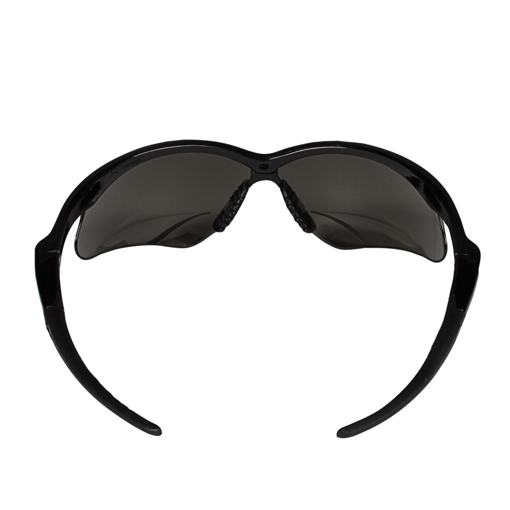 KleenGuard® V30 Nemesis Schutzbrillen mit grauen, verspiegelten Sichtscheiben, 25688 – 12 Universalbrillen pro Packung - 25688