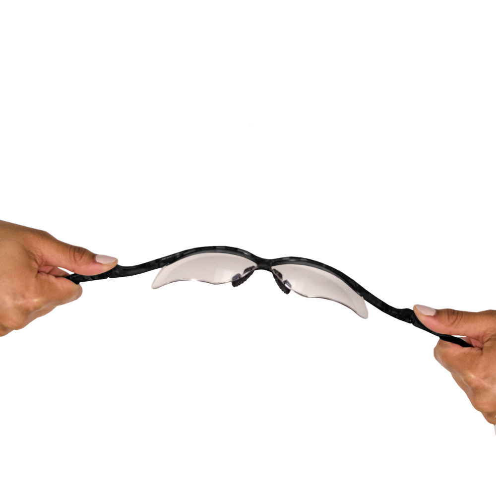KleenGuard® V30 Nemesis VL Schutzbrillen mit Antibeschlag-Beschichtung, 25679 – 12 Universalbrillen mit klaren Sichtscheiben pro Packung - 25679
