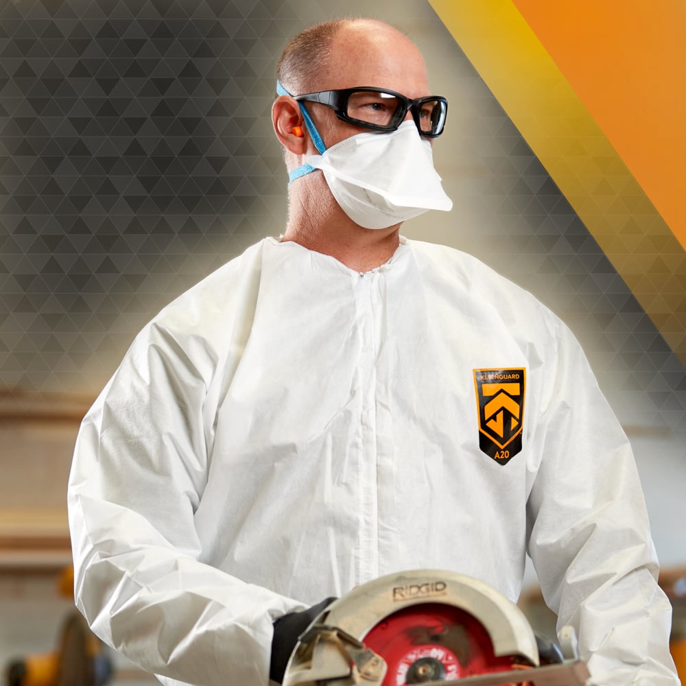 KleenGuard™ N95 Particulate Respirator: Pouch Style (53899), NIOSH-Approved, Made in USA, Regular Size, 20 Respirators/Carton, 12 Cartons/Case, 240 Respirators/Case - 53899