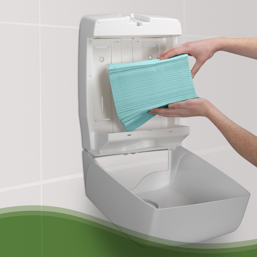 Scott® Control™ Flushable Folded Hand Towels 6659 - 15 packs x 300 white, 1 ply sheets. - 6659