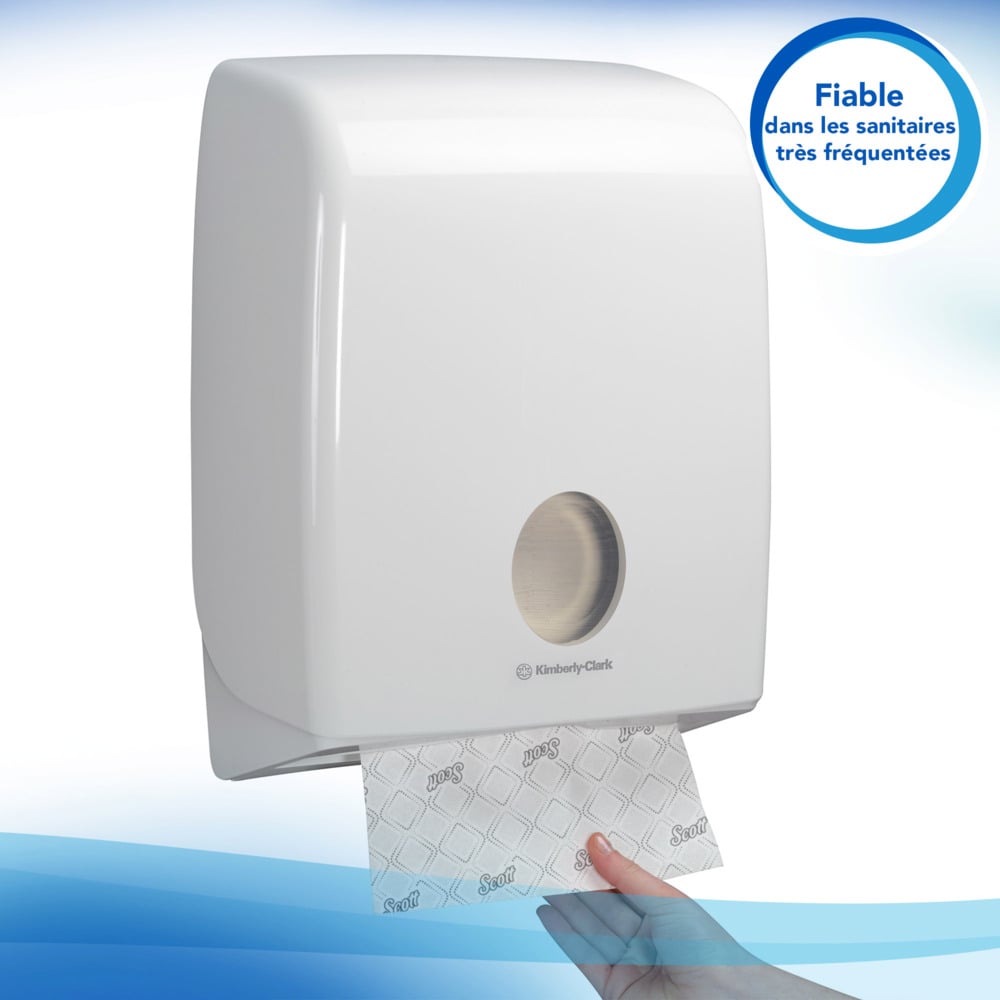 Scott® Essential™ Toallas secamanos 6609: toallas secamanos de papel plegadas, 16 paquetes x 220 unidades de papel secamanos blanco (3520 en total) - 6609