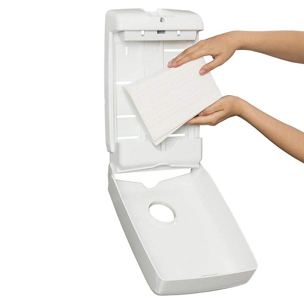 KIMBERLY-CLARK PROFESSIONAL® AQUARIUS® Paper Towel Dispenser (70240), Compact Hand Towel Dispenser, 1 Dispenser / Case - S051299176