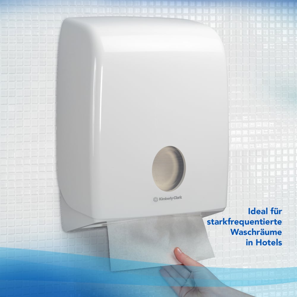 Scott® Control™ Сложенные полотенца для рук, код 6689, 15 упаковок x 304 белых одноразовых полотенец (итого 4 560 шт.) - 6689