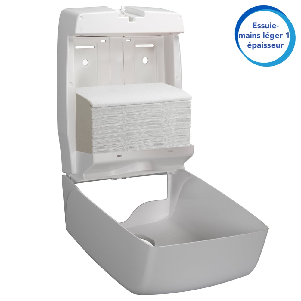 Scott® Control™ Сложенные полотенца для рук, код 6689, 15 упаковок x 304 белых одноразовых полотенец (итого 4 560 шт.) - 6689