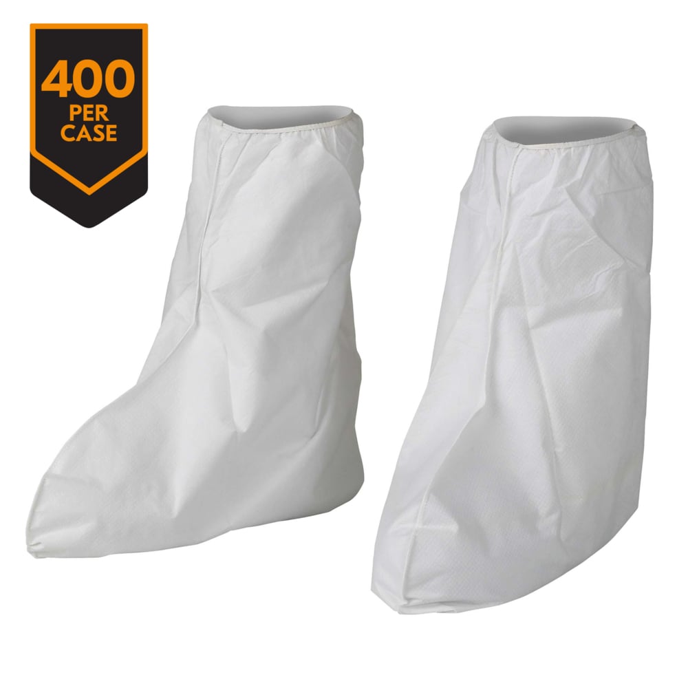 Couvre-bottes de protection contre les liquides et les particules Kleenguard A40 (36779), 18 po de haut, semelle en PVC, blancs, moyens/grands, 400/caisse - 36779