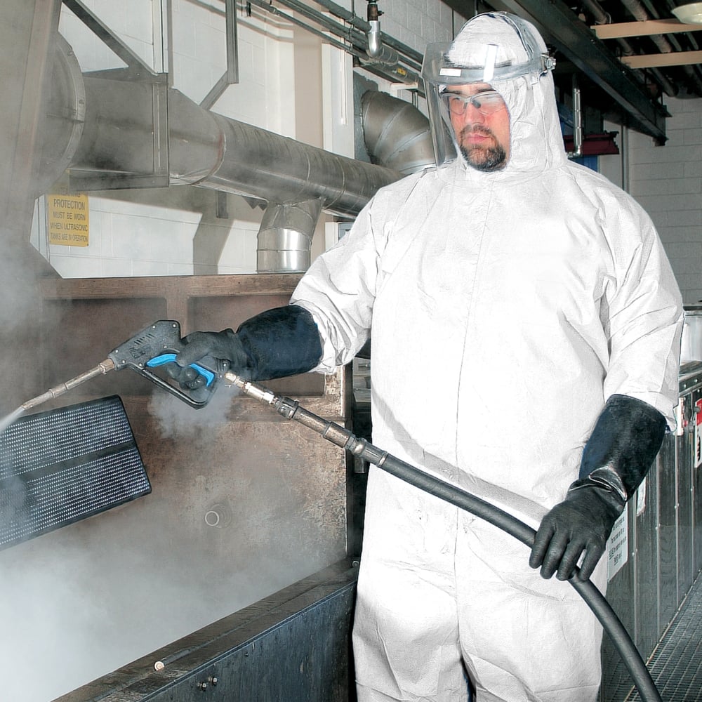 KleenGuard™ A35 Disposable Coveralls (38939), Liquid and Particle Protection, Hooded, White, Extra-Large (XL), 25 Garments / Case - 38939