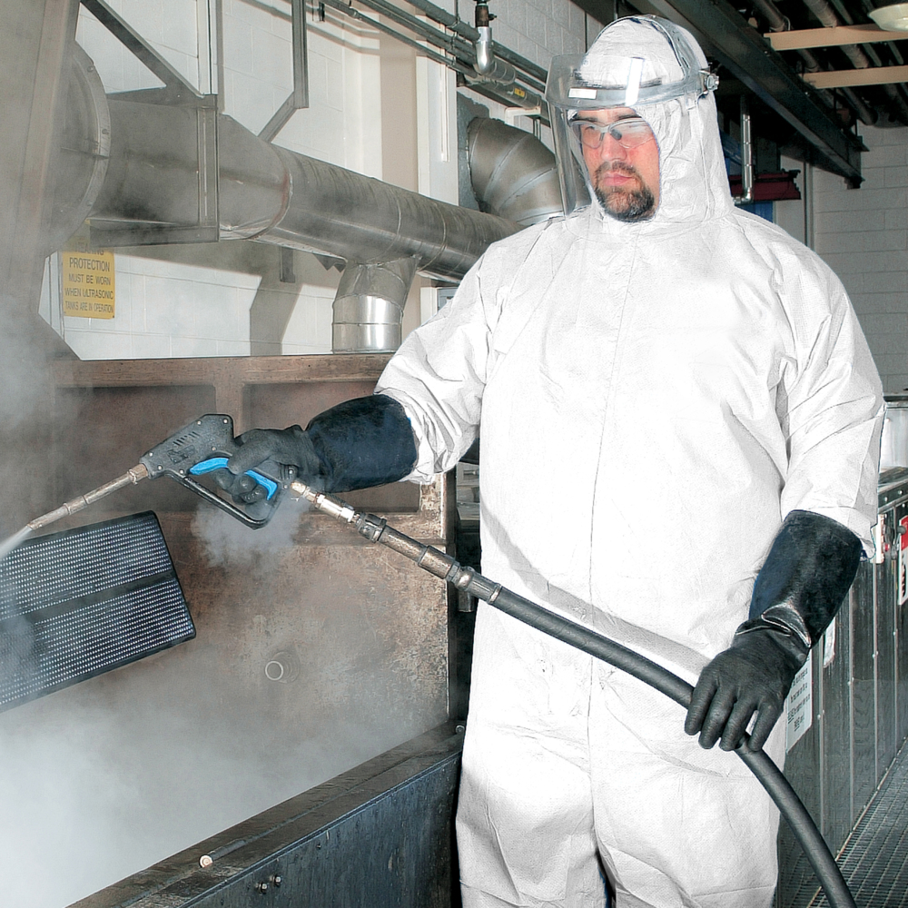 KleenGuard™ A35 Disposable Coveralls (38943), Liquid and Particle Protection, Hooded, White, 4X-Large (4XL), 25 Garments / Case - 38943