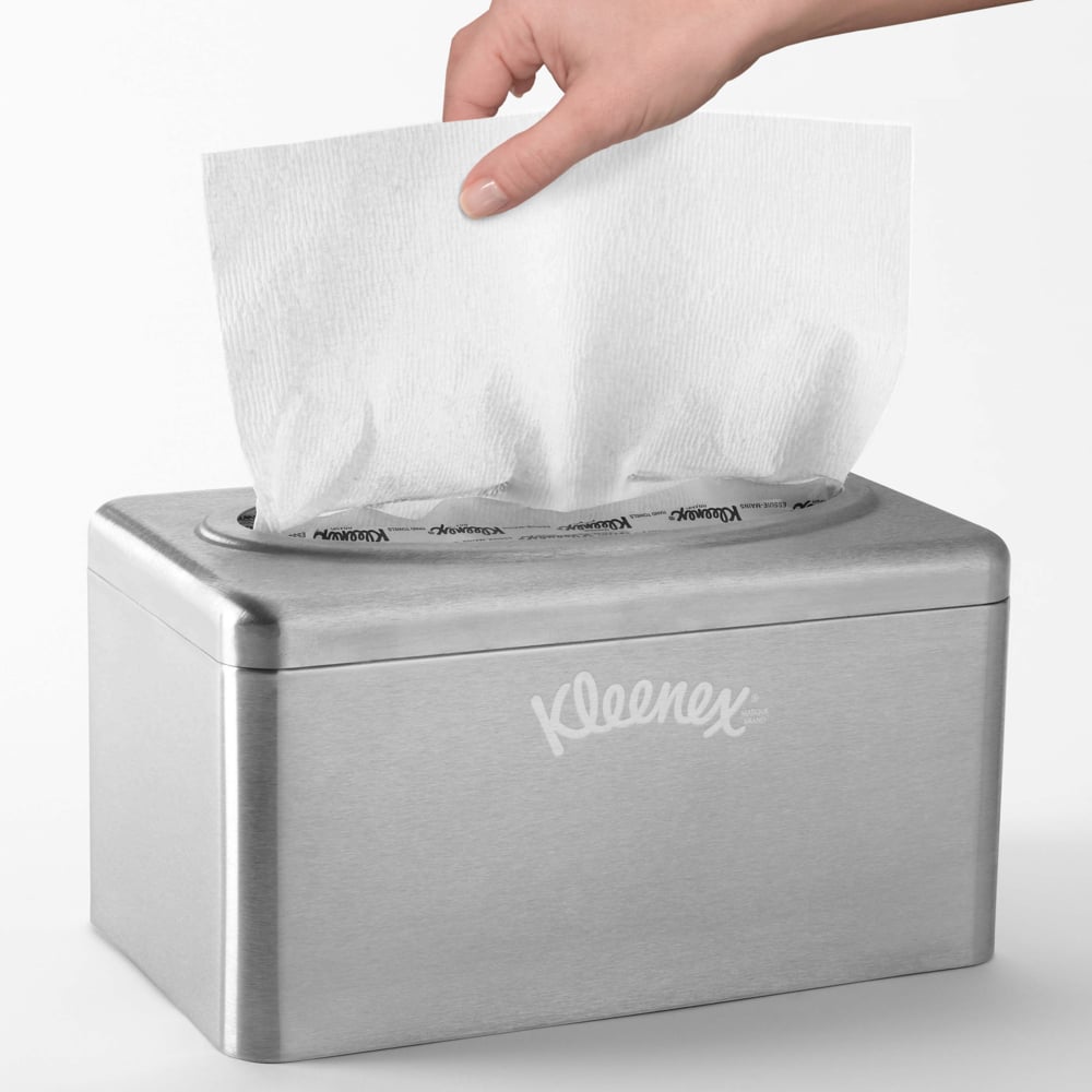 Essuie-mains Kleenex (11268) ultra-doux et absorbants, boîte Pop-Up, 18 boîtes/caisse, 70 essuie-mains/boîte, 1 260 feuilles/caisse - 11268