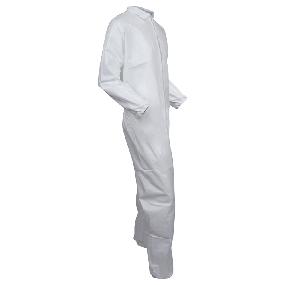 KleenGuard™ A30 Breathable Splash and Particle Protection Coveralls (46102), REFLEX Design, Zip Front, Elastic Wrists & Ankles, White, Medium, (Qty 25) - 46102