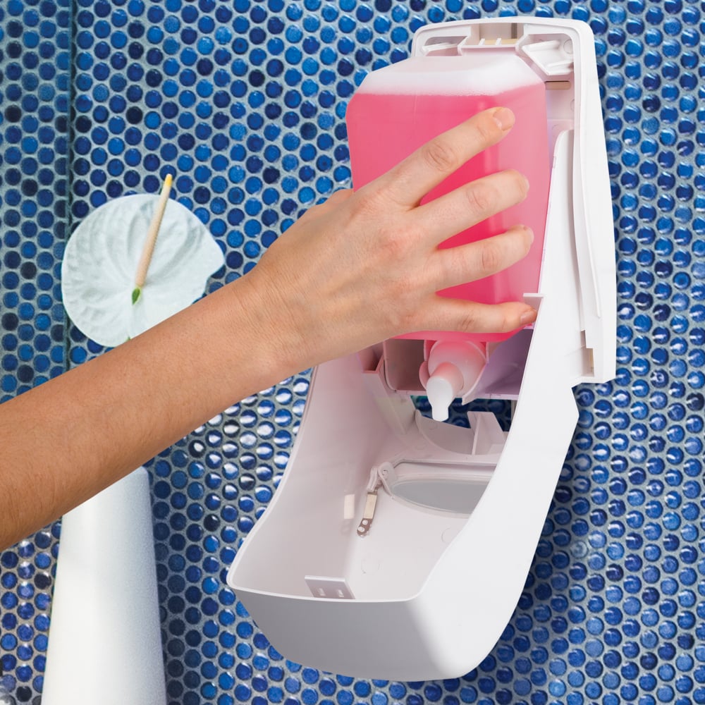 Scott® Gentle Lotion Skin Cleanser (91556), 1.0 L Manual Hand Soap Refills, Pink, Floral Scent, (6 Bottles/Case) - 91556