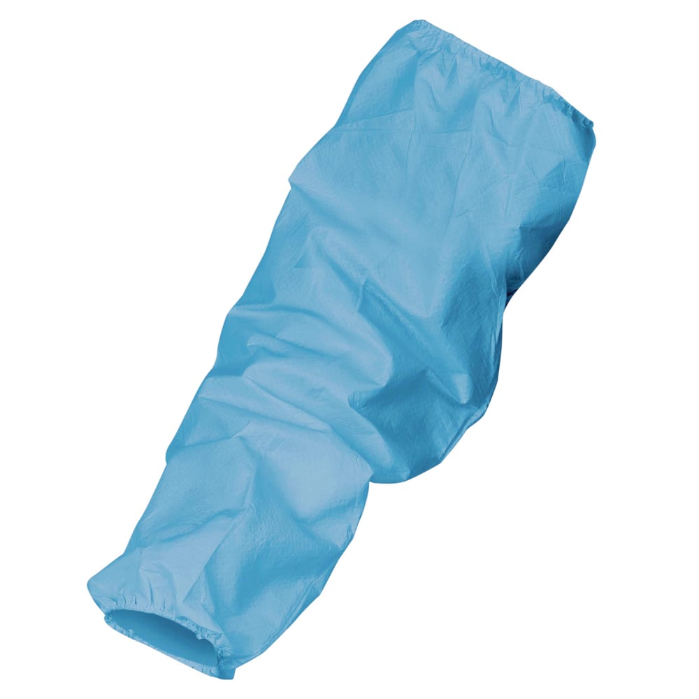 Manche chirurgicale stérile Kimtech (89791), bleu, taille universelle, 6 po x 23,5 po, emballage double, emballée individuellement, 100 manches/boîte - 89791