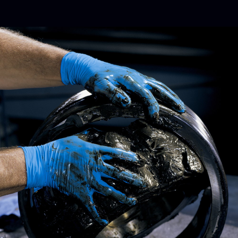 Gants en nitrile bleus KleenGuard™ G10 2Pro™ (54423), 6 mils, ambidextres, compatibles avec les écrans tactiles, G (100 gants/boîte, 10 boîtes/caisse, 1 000 gants/caisse) - 54423