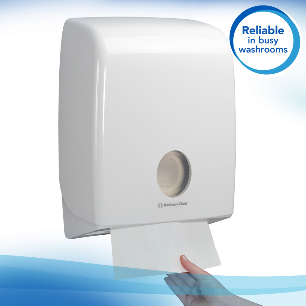 Scott® Essential™ Hand Towels 6656 - Narrow-Fold Paper Hand Towels - 12 Clips x 340 White Paper Towels (4,080 Total) - 6656