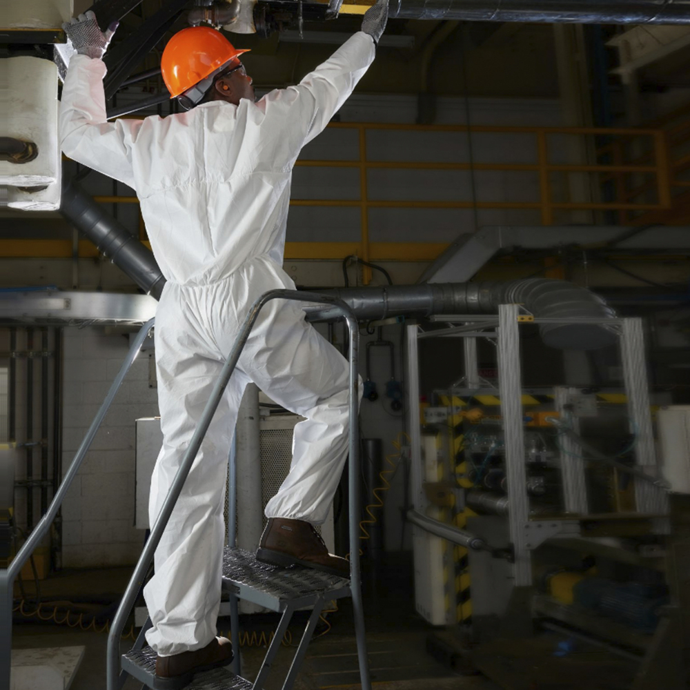 KleenGuard™ KGA20 Lightweight Coveralls for Non-Hazardous Particulate Protection (68969), Zipper Front, Elastic Wrists, Open Ankles, White, 3XL (Qty 50) - 68969