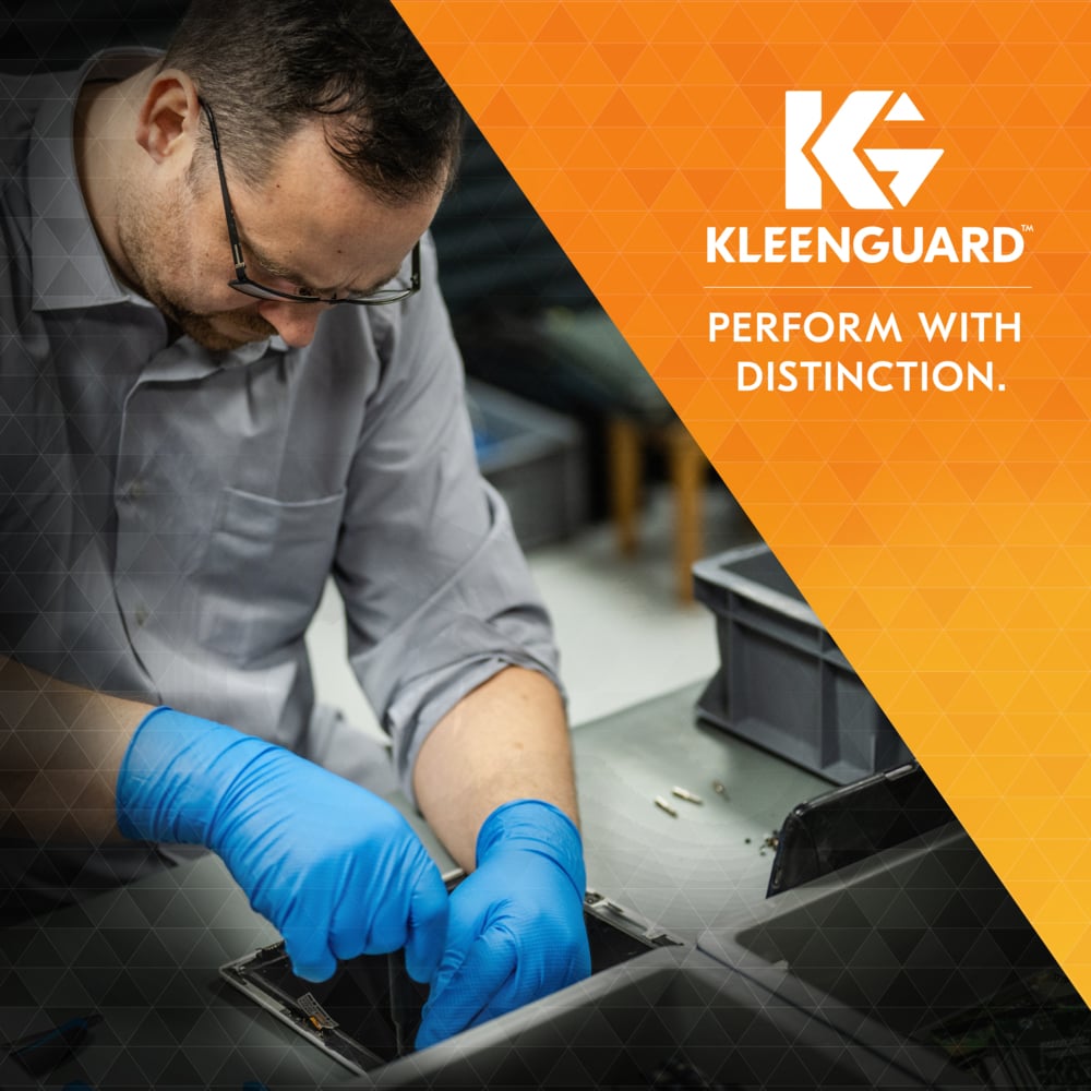 KleenGuard™ G10 Flex™ Blue Nitrile Gloves (54334), 3 Mil, Ambidextrous, Touchscreen Compatible, Large (100 Gloves/Box, 10 Boxes/Case, 1,000 Gloves/Case) - 54334